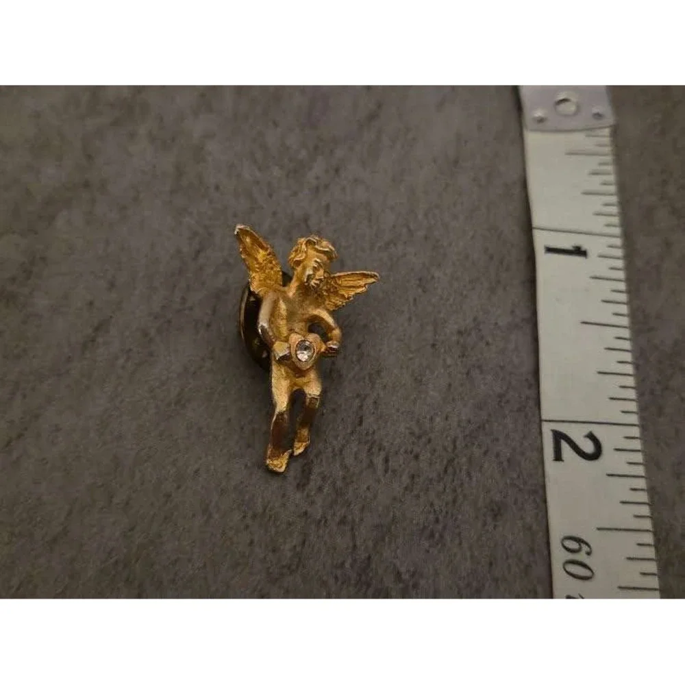 Vintage Gold Tone Cherub Angel Pin Rhinestone Heart Cupid Brooch Lapel Pin